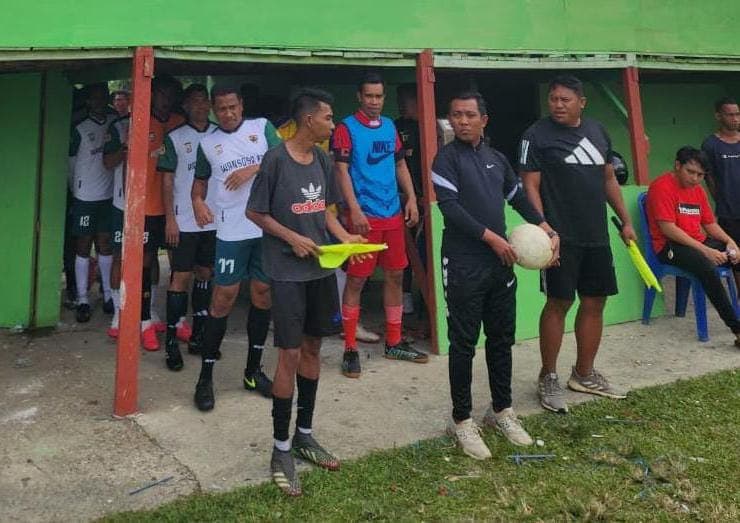 Pererat Silaturahmi, Polres Kepsul Gelar Laga Touring Sepak bola di Desa Fagudu