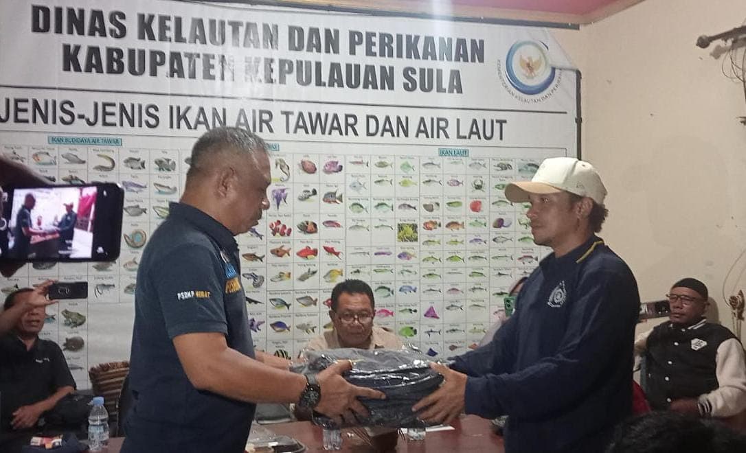 tingkatkan-pengawasan-di-laut-dkp-malut-kukuhkan-pokmaswas-kena-sua