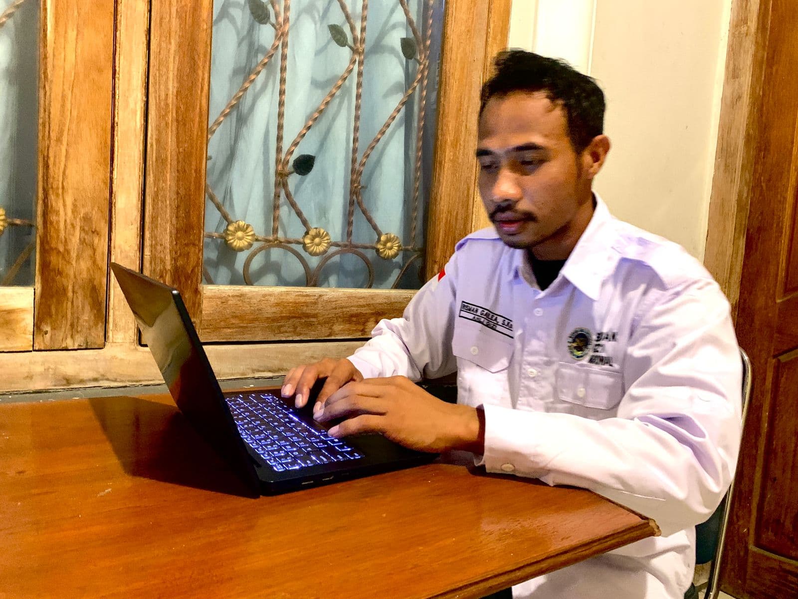 pengelola-sppg-sentra-gizi-utara-bantah-intimidasi-seorang-irt-di-sula