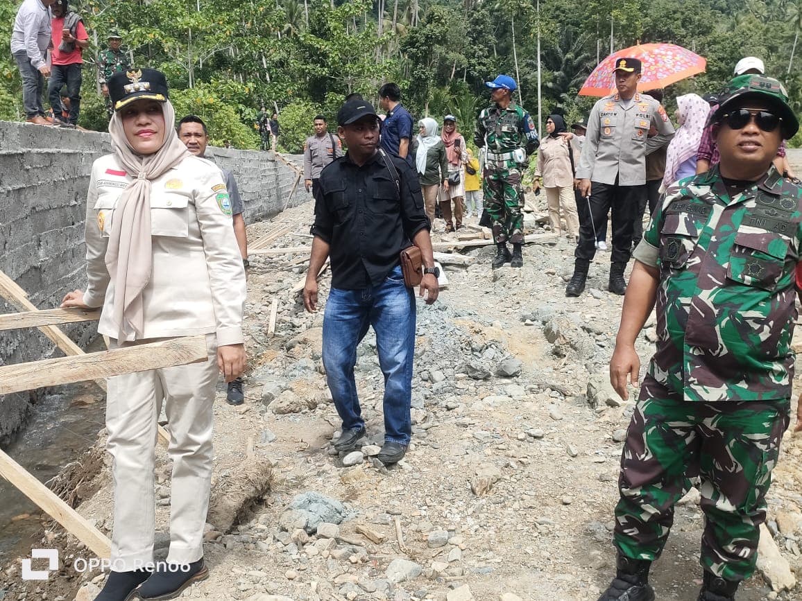 Giat Ke Lokasi TMMD TNI, Bupati Fifian Minta Warga Desa Wailau Ikut Partisipasi